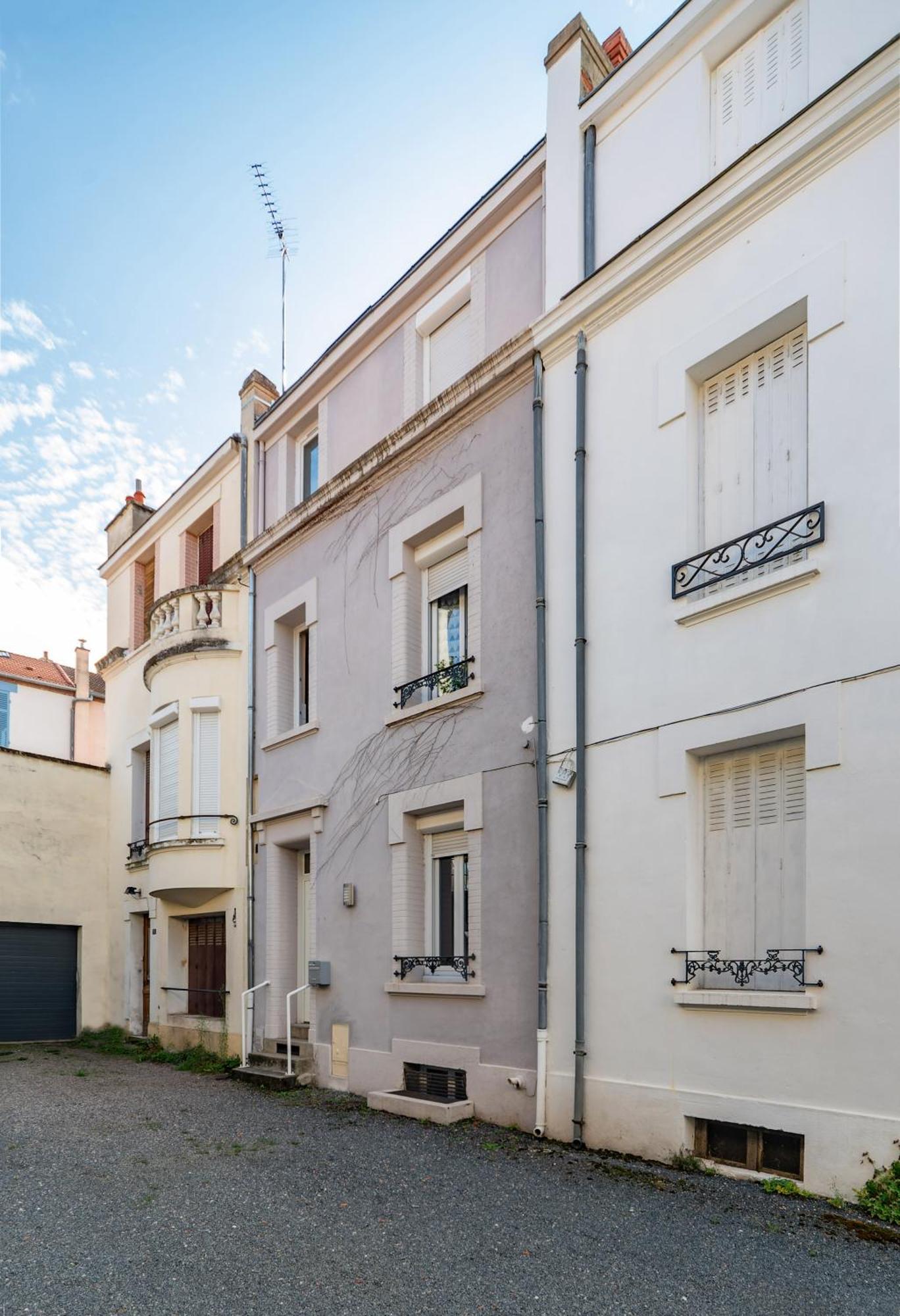Le Vizier - Appartement Design Avec Parking En Centre Ville Vichy Exterior photo